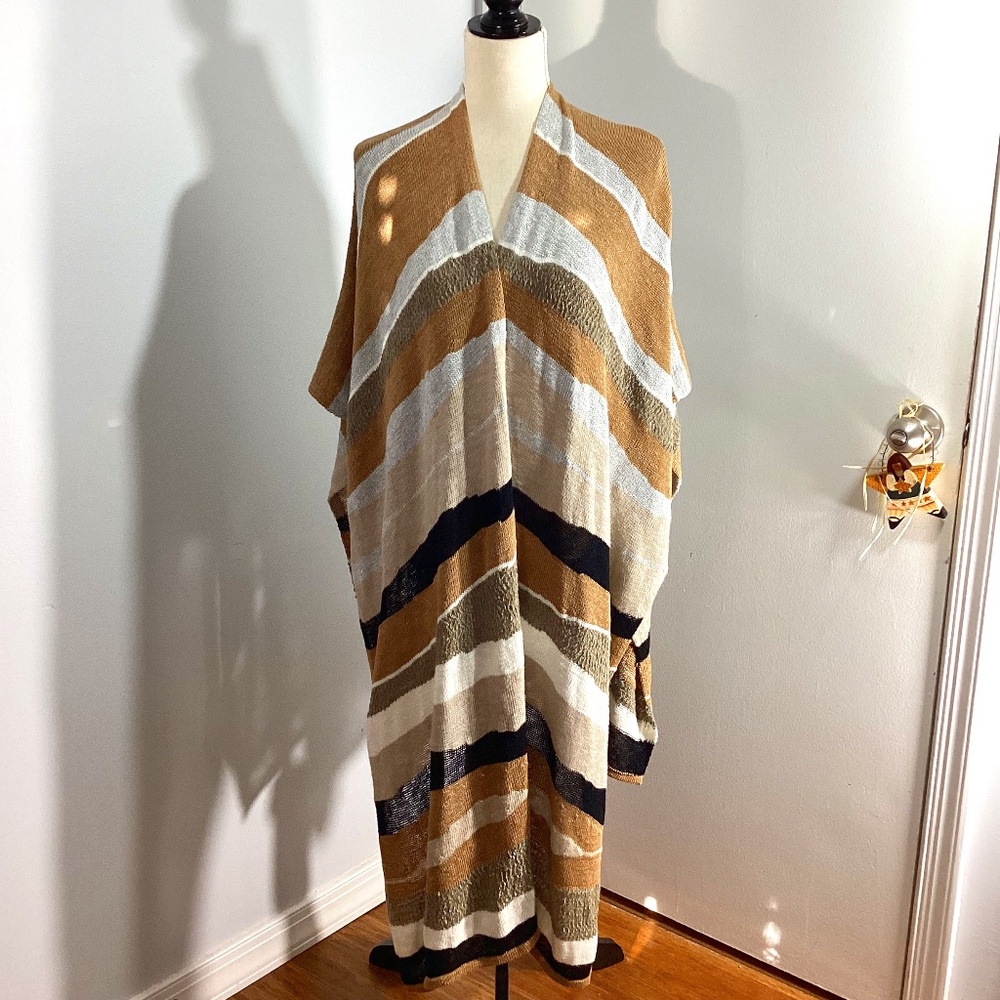 CHICO’S ONE SIZE KNIT PONCHO WRAP SHAWL MULTICOLOR NEUTRAL STRIPES LIGHTWEIGHT